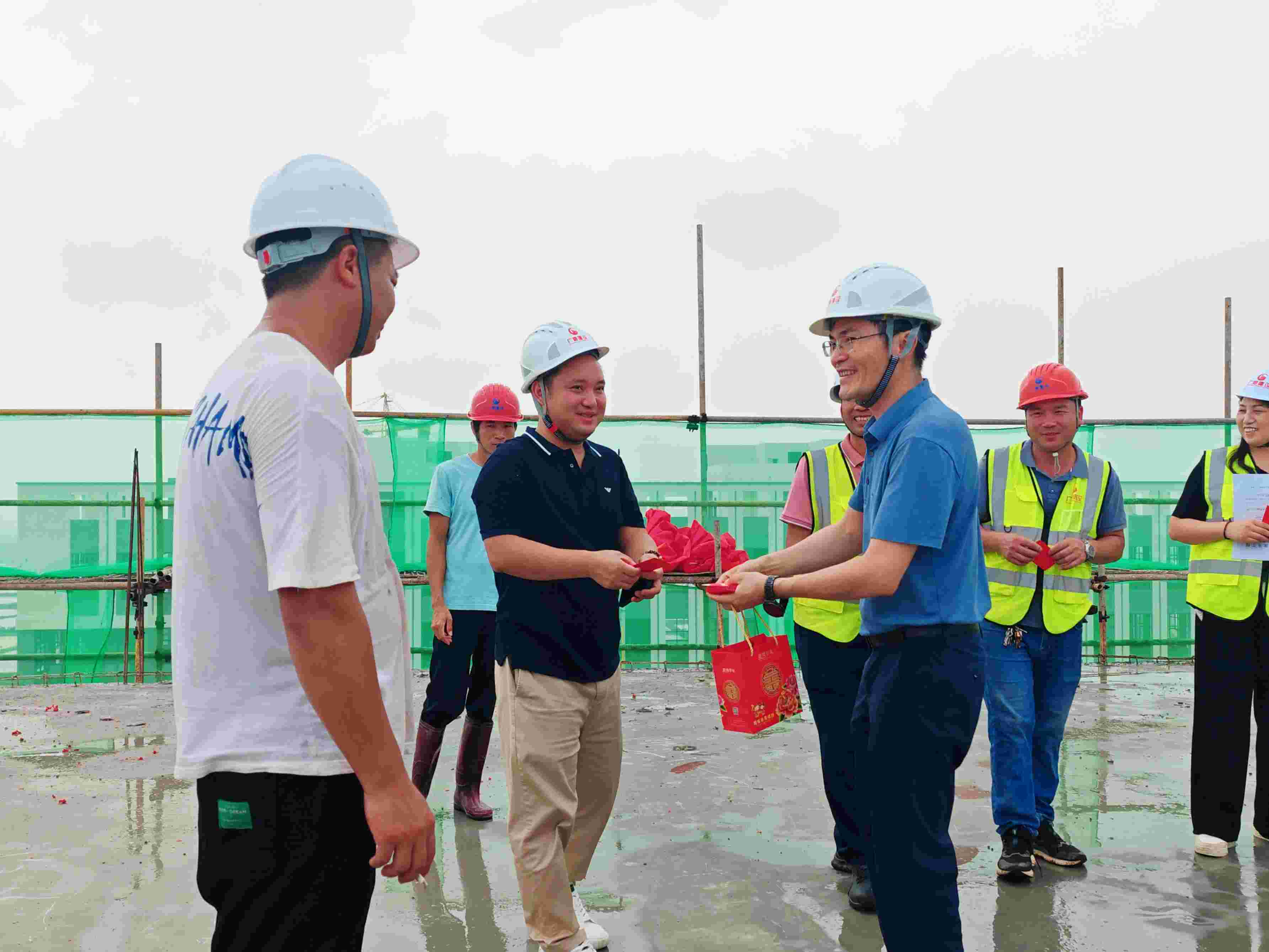 202310301698632420619051.jpg B91AE156C531ADA0386CBFCF19B57364.jpg